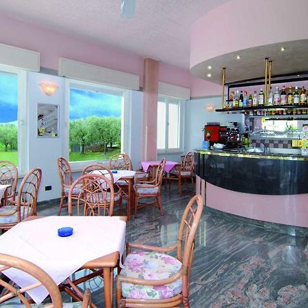 לאזיסה Hotel Casablanca מראה חיצוני תמונה