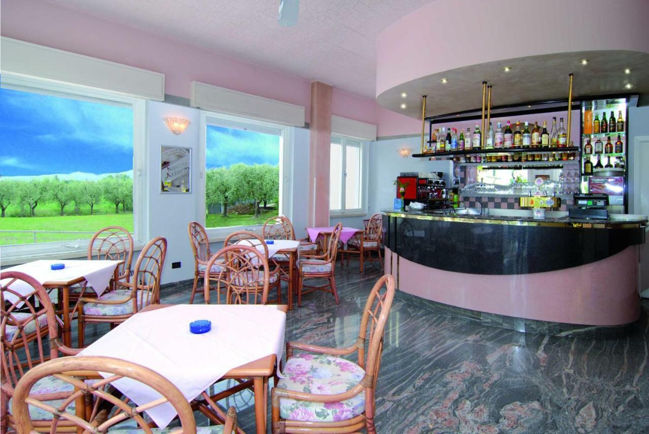 לאזיסה Hotel Casablanca מראה חיצוני תמונה
