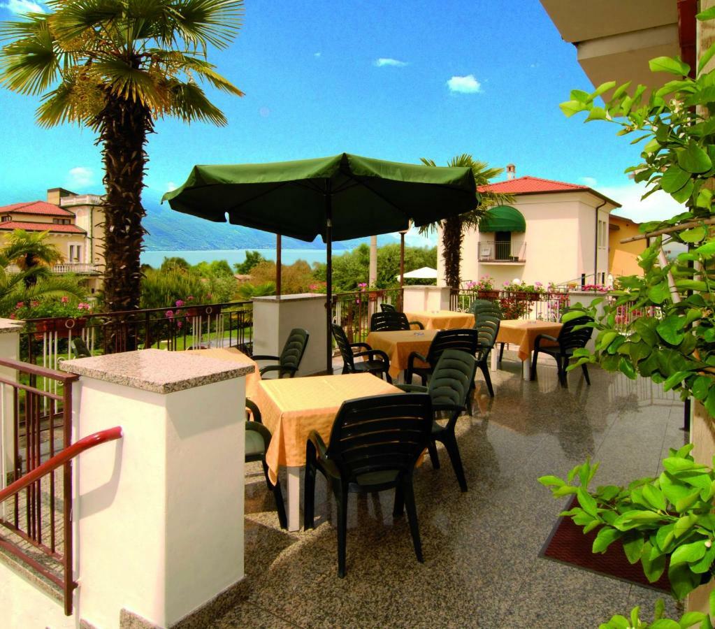 לאזיסה Hotel Casablanca מראה חיצוני תמונה