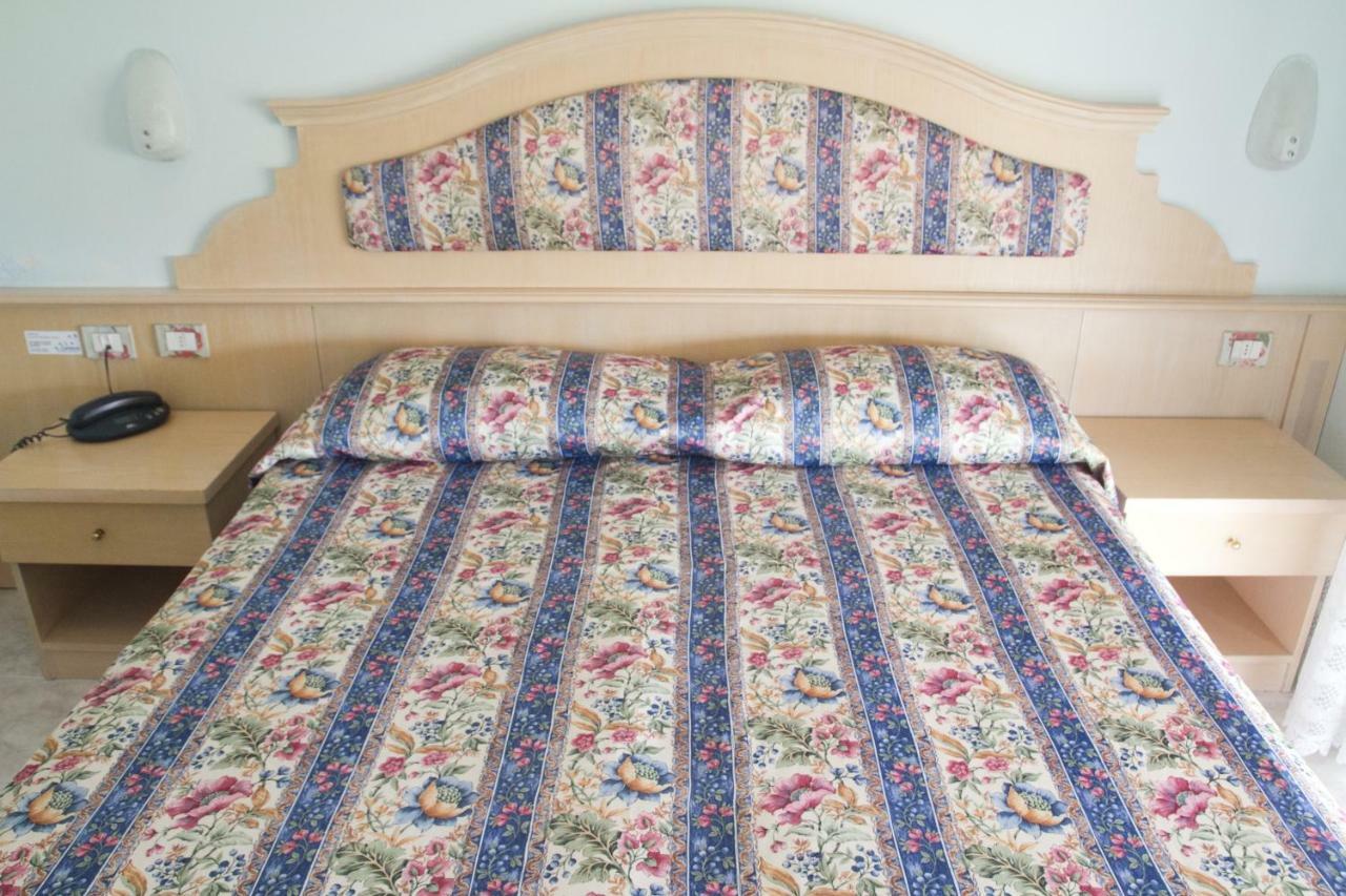לאזיסה Hotel Casablanca מראה חיצוני תמונה