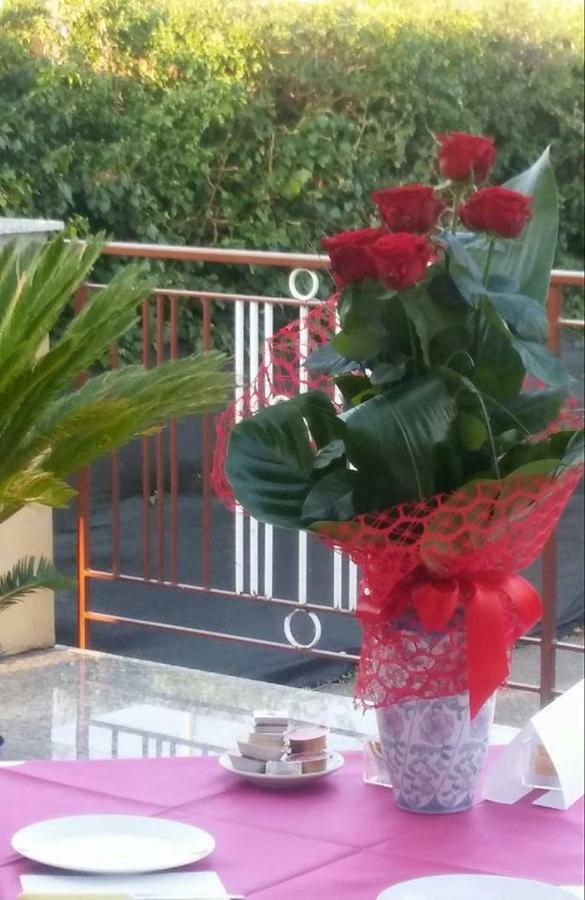 לאזיסה Hotel Casablanca מראה חיצוני תמונה